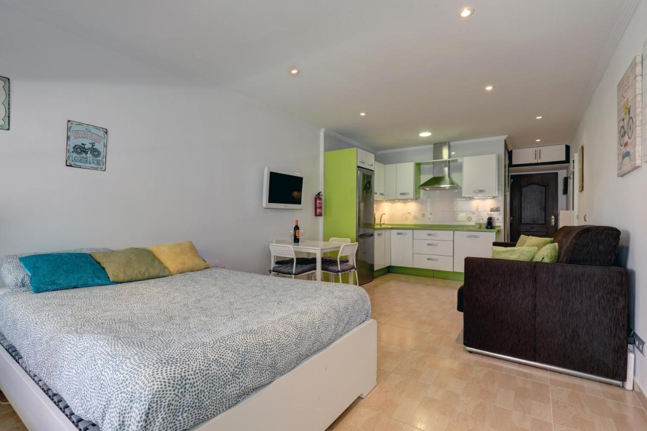 071 - Beachside Studio Perfect For A Family Getaway Apartment ตอร์เรโมลิโนส ภายนอก รูปภาพ
