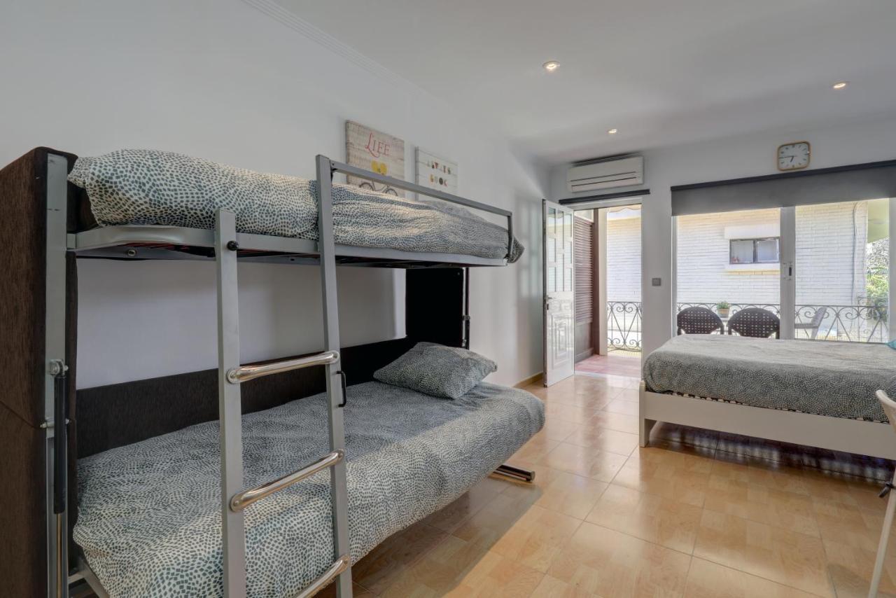 071 - Beachside Studio Perfect For A Family Getaway Apartment ตอร์เรโมลิโนส ภายนอก รูปภาพ