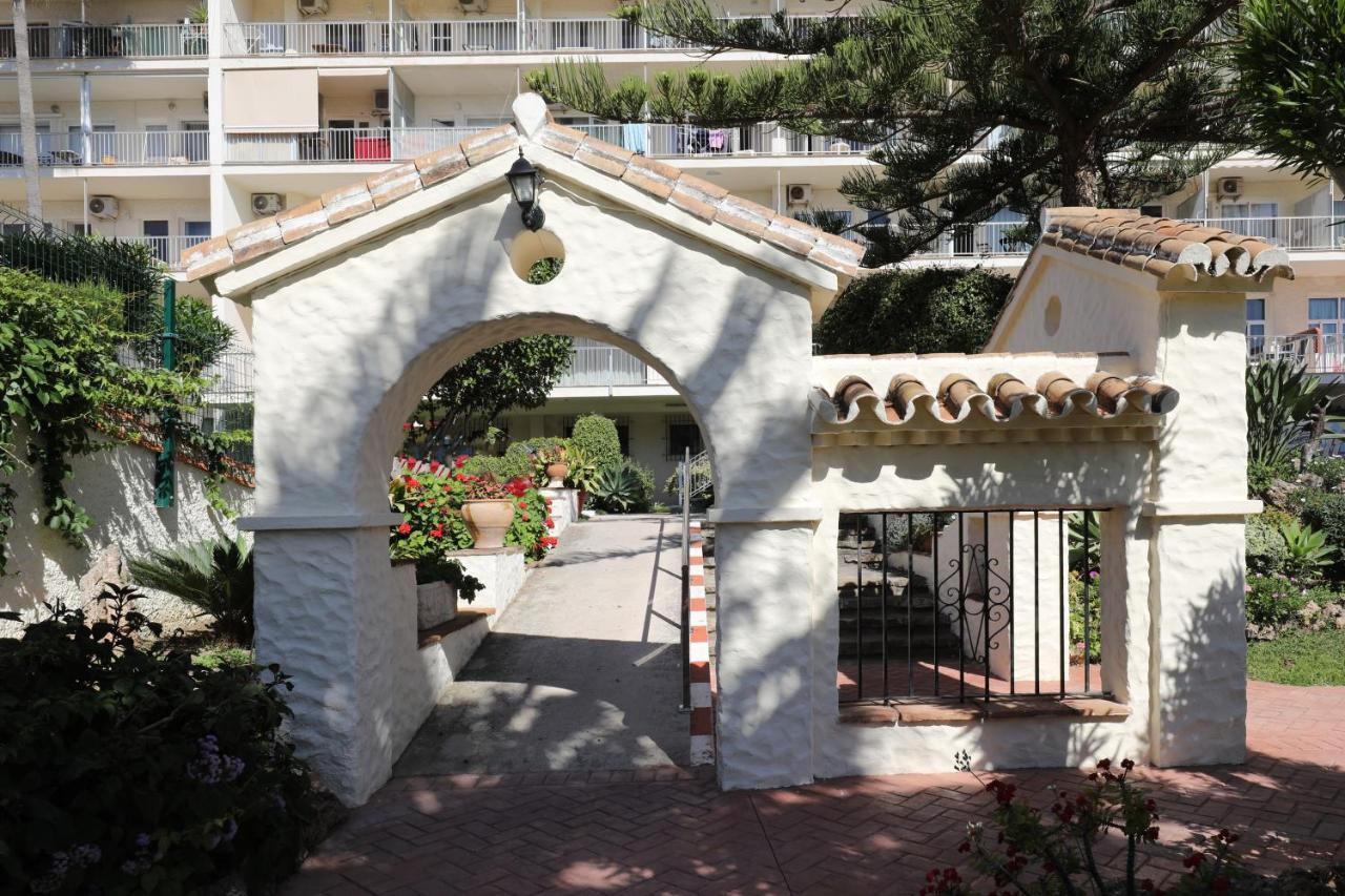 071 - Beachside Studio Perfect For A Family Getaway Apartment ตอร์เรโมลิโนส ภายนอก รูปภาพ